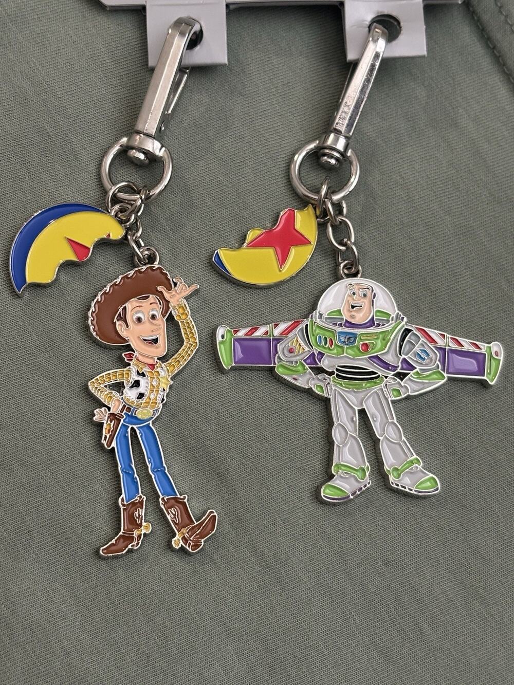 Disney Keychain Set Toy Story Woody & Buzz, Minnie & Daisy, Winnie the Pooh